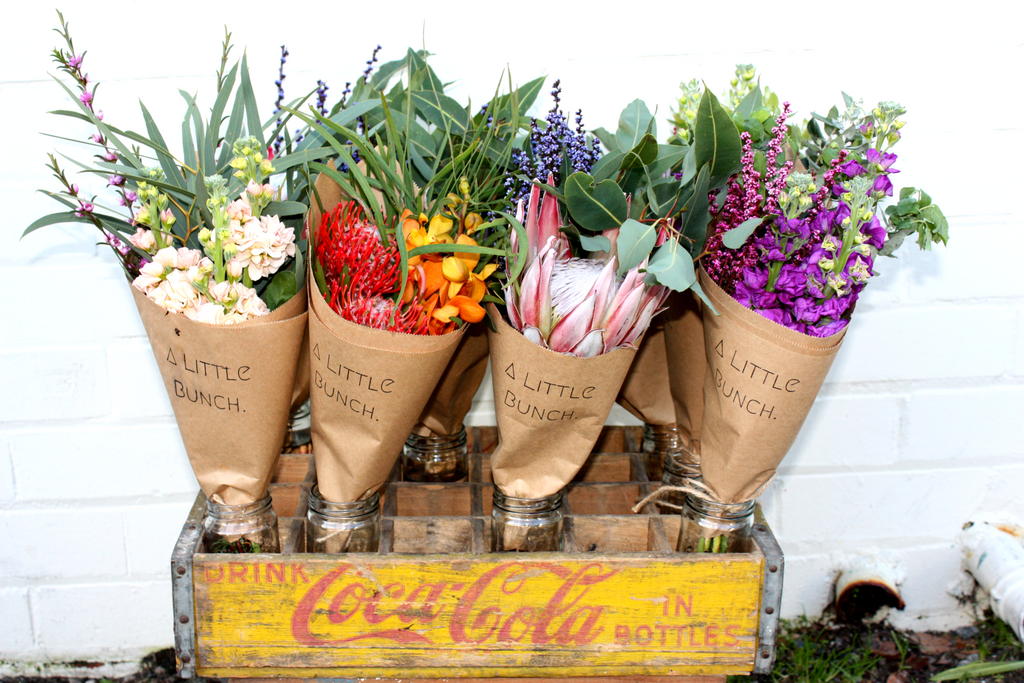Where do A Little Bunch deliver flowers to across Perth?